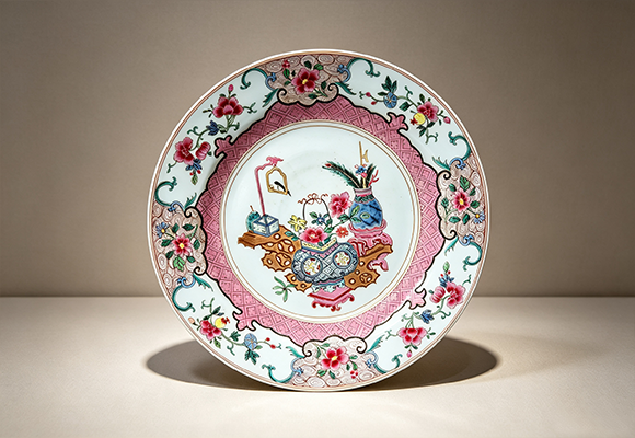 A-Gucai-Hundred-Antiques-and-Floral-Dish