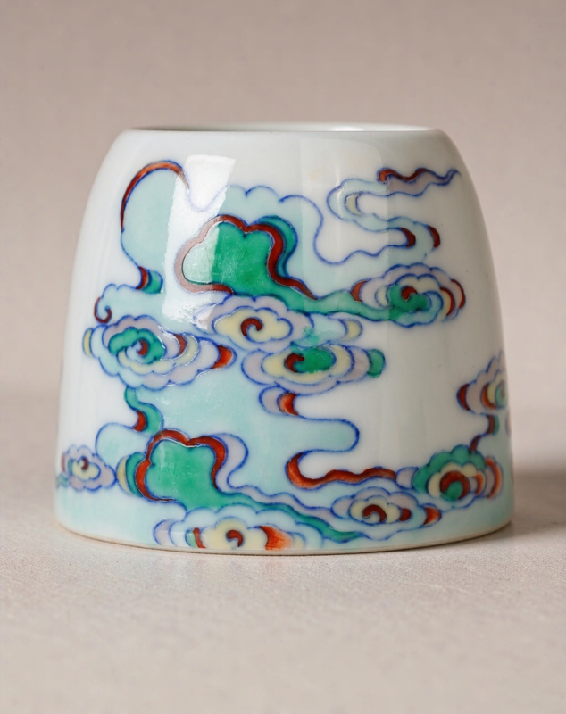 Blue-and-White Doucai Water Pot with Auspicious Clouds Design